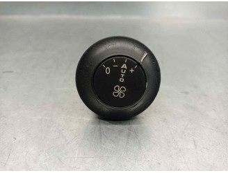 Recambio de mando climatizador para lancia phedra (180) 2.2 jtd cat referencia OEM IAM 1488941077 