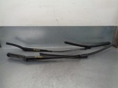 Recambio de brazo limpia delantero derecho para volkswagen polo 1.6 tdi dpf referencia OEM IAM 2G1955409 2G1955410 