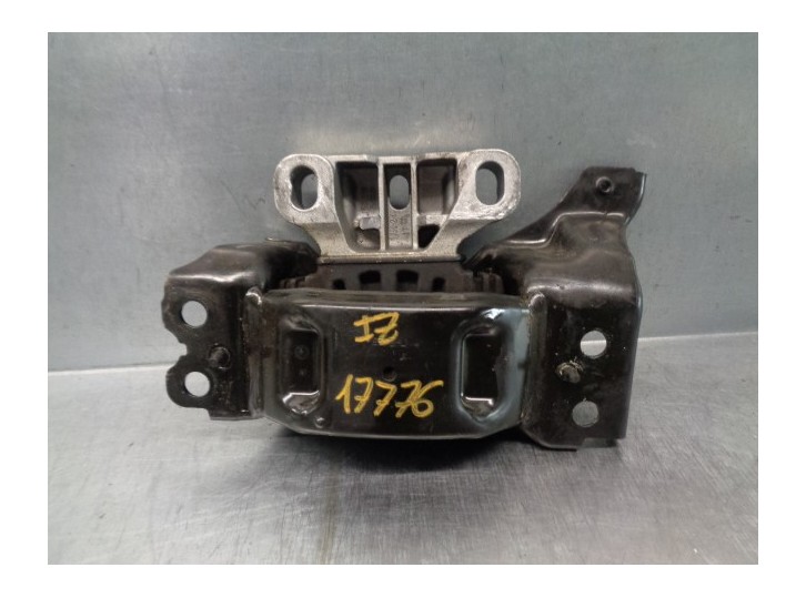 Recambio de soporte cambio para volkswagen polo 1.6 tdi dpf referencia OEM IAM 2Q0199555AC  