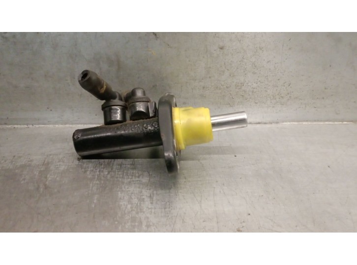 Recambio de bomba freno para mercedes-benz mb serie:100 d caja abierta (w631) referencia OEM IAM A6314301201 A6314301201 