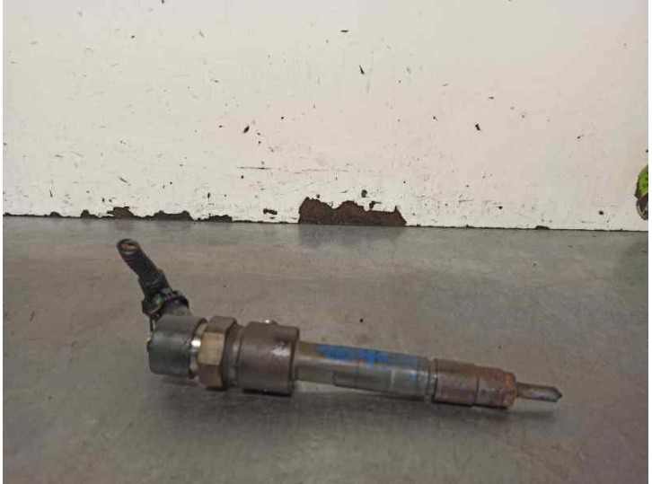 Replacement injector for Fiat Stilo (192) 1.9 JTD CAT OEM IAM reference 1212157238323 0445110068 BOSCH
