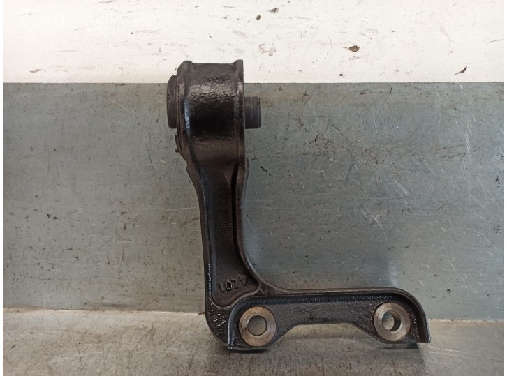 Recambio de soporte cambio para kia sorento 2.5 crdi cat referencia OEM IAM 535413E500 