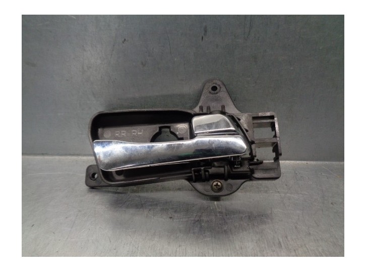 Recambio de maneta interior trasera derecha para hyundai i30 1.4 cat referencia OEM IAM 83623FD000 