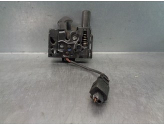 Recambio de cerradura capot para volkswagen polo 1.6 tdi dpf referencia OEM IAM 8S0823509B 2 PINES 