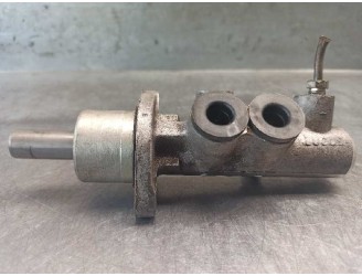 Recambio de bomba freno para audi 100 berlina (c4) 2.6 v6 cat (abc) referencia OEM IAM 4A0611021D 1735 LUCAS