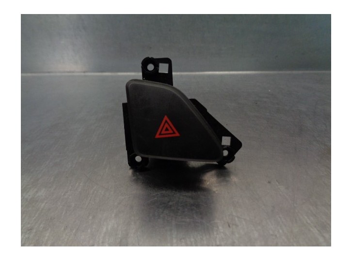 Recambio de warning para hyundai i30 1.4 cat referencia OEM IAM 864W0140  