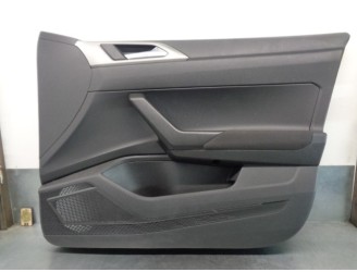 Recambio de guarnecido puerta delantera derecha para volkswagen polo 1.6 tdi dpf referencia OEM IAM 2G4867012AA  