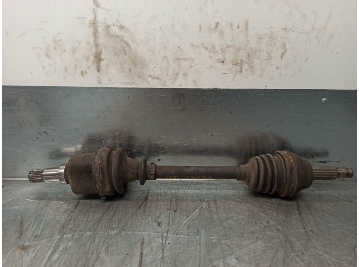 Recambio de transmision delantera izquierda para ford fiesta berlina 1.25 16v cat referencia OEM IAM 1690693  