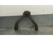 Recambio de brazo suspension superior delantero izquierdo para ssangyong rexton 2.7 turbodiesel cat referencia OEM IAM 44414080A