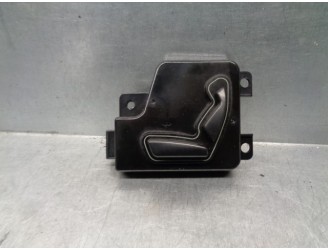 Replacement right seat control for Kia Opirus 3.5 V6 CAT OEM IAM reference 889913F002 