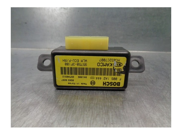 Recambio de modulo electronico para kia opirus 3.5 v6 cat referencia OEM IAM 957503F100 F00S1A2444 BOSCH