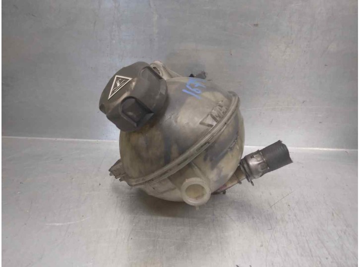 Replacement expansion tank for Citroën Jumpy 2.0 HDI FAP OEM IAM reference 1400474480 