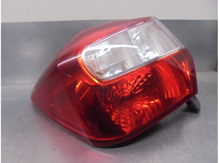 Recambio de piloto trasero izquierdo para subaru xv 2.0 cat referencia OEM IAM 84201FJ050  5 PUERTAS