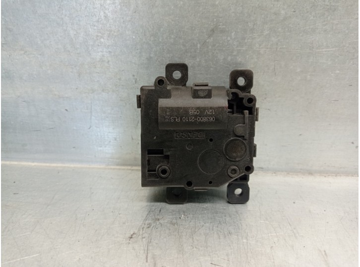 Recambio de motor calefaccion para toyota land cruiser (j15) 2.8 turbodiesel cat referencia OEM IAM 0638002110  DENSO