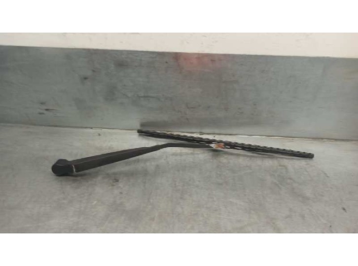 Recambio de brazo limpia trasero para subaru forester s10 (sf) 2.0 cat referencia OEM IAM 