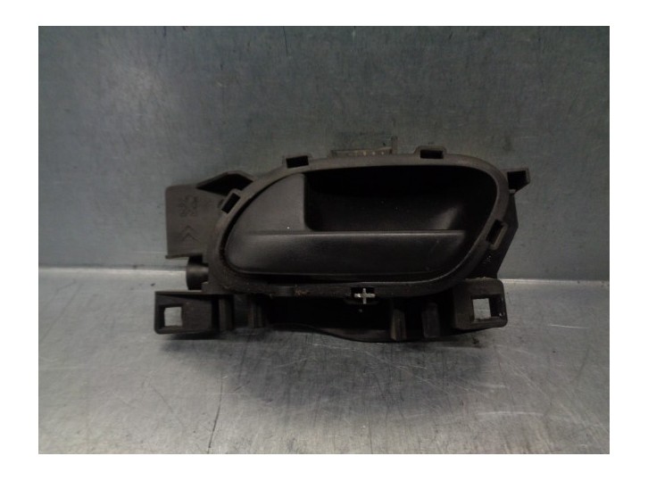 Recambio de maneta interior delantera izquierda para citroën jumpy 2.0 hdi fap referencia OEM IAM 96555515XT 
