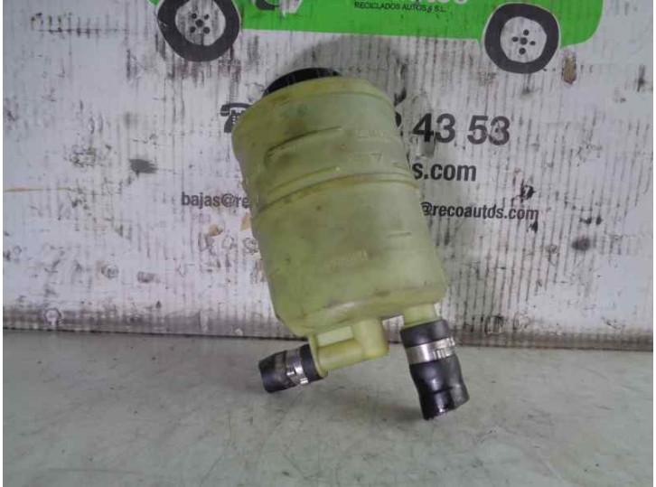Recambio de deposito servo para peugeot expert kombi 1.9 diesel referencia OEM IAM 7700782884  