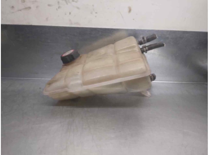 Replacement expansion tank for Ford Mondeo Saloon/Estate (FD) 1.8 Turbodiesel CAT OEM IAM reference 96BB8K218 