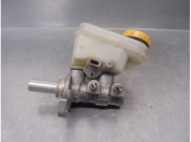 Recambio de bomba freno para subaru xv 2.0 cat referencia OEM IAM 26401FJ071  