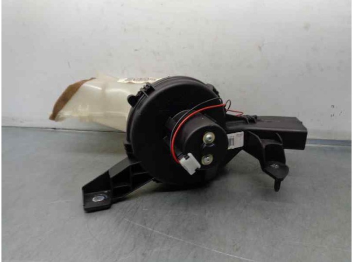 Recambio de motor calefaccion para citroën c4 picasso 1.6 16v hdi fap referencia OEM IAM 9688094880  