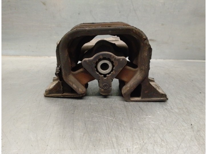 Replacement left engine mount for Opel Corsa C 1.2 16V CAT (Z 12 XE / LW4) OEM IAM reference 9227878 