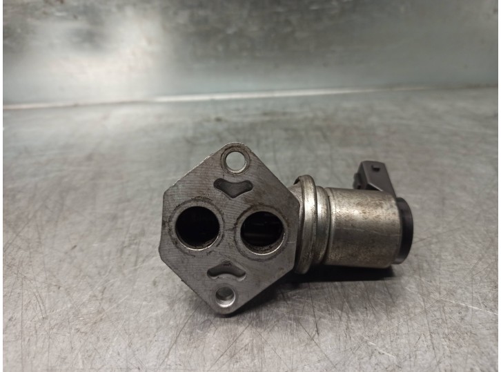 Recambio de valvula ralenti para ford fiesta berlina 1.3 cat referencia OEM IAM 95WF9F715AD 