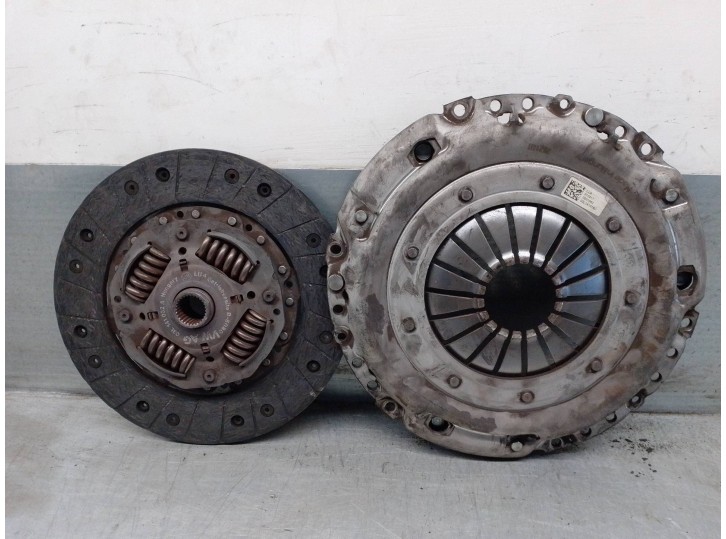 Recambio de kit embrague para volkswagen caddy furgón/kombi 2.0 tdi referencia OEM IAM 03L141016J 03L141032A LUK