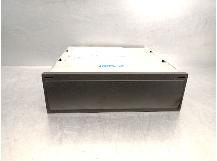 Recambio de sistema audio / radio cd para skoda karoq (nu7, nd7) 1.5 tsi referencia OEM IAM 3V0035820D  