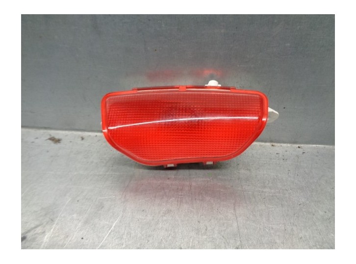 Recambio de piloto trasero derecho interior para kia opirus 3.5 v6 cat referencia OEM IAM 926603F000 