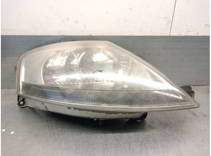 Recambio de faro derecho para citroën c3 1.4 referencia OEM IAM 9647214180 6205Z6 