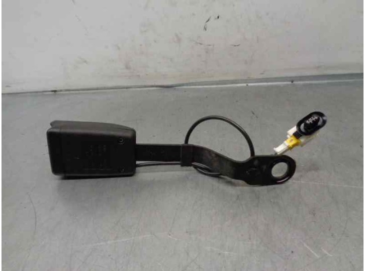 Recambio de enganche cinturon para citroën c4 picasso 1.6 16v hdi fap referencia OEM IAM 96845112XT 