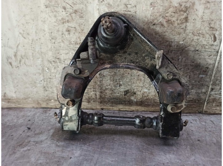 Replacement front right upper suspension arm for Hyundai Galloper 2.5 OEM IAM reference MB109631A 