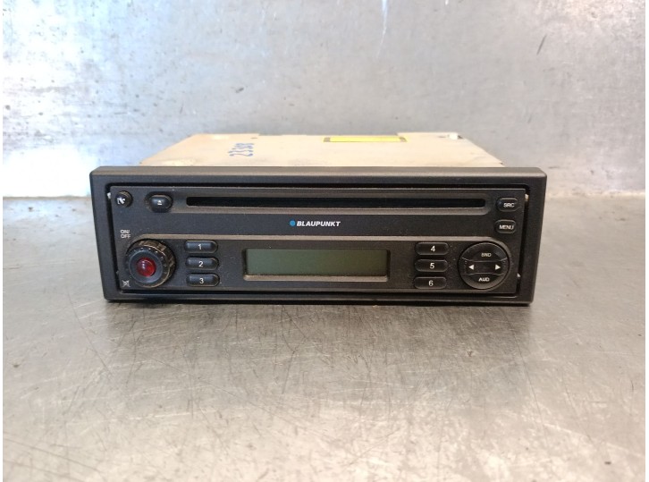 Recambio de sistema audio / radio cd para dacia logan 1.6 cat referencia OEM IAM 8200617365 6001549446 