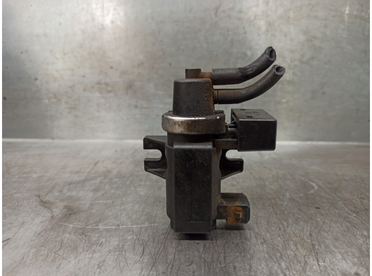 Recambio de electrovalvula vacio para bmw serie 5 berlina (e39) 3.0 24v turbodiesel cat referencia OEM IAM 2247906 72279600 PIER