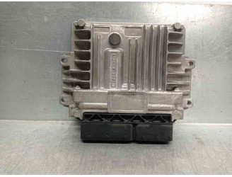 Recambio de centralita motor uce para ssangyong actyon 2.0 td cat referencia OEM IAM A6645406632 28183121 