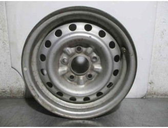 Recambio de llanta para nissan vanette cargo 2.3 diesel referencia OEM IAM 403007C300 R1451/2JX14CHET30 HIERRO