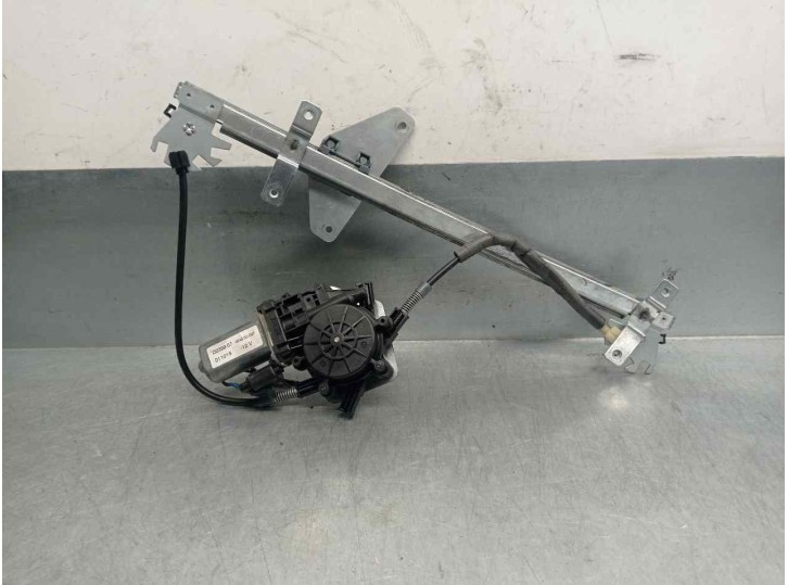Recambio de elevalunas delantero derecho para volvo s40 berlina 2.0 turbo cat referencia OEM IAM 30623449 2 PINES 4 PUERTAS