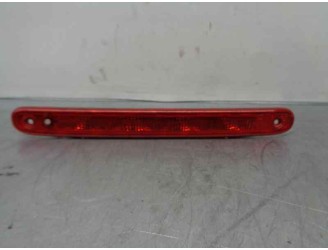 Recambio de luz central de freno para toyota aygo (kgb/wnb) 1.0 cat referencia OEM IAM 815700H010 