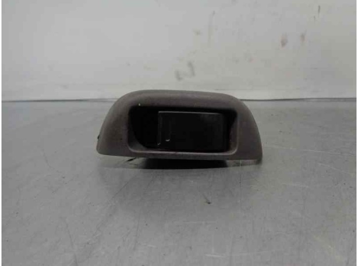 Recambio de mando elevalunas delantero izquierdo para toyota aygo (kgb/wnb) 1.0 cat referencia OEM IAM 742320H010 