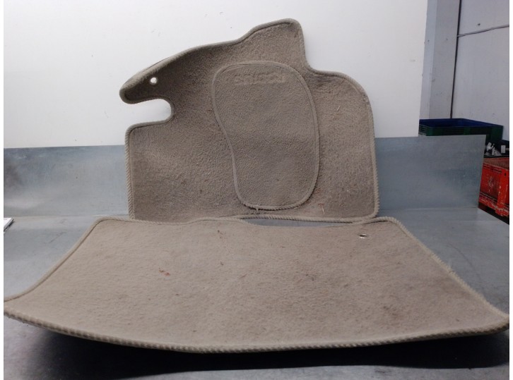 Recambio de juego tapizados / cartoneras para ssangyong rodius 2.7 turbodiesel cat referencia OEM IAM 4884704  