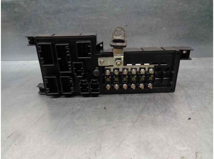 Recambio de caja reles / fusibles para volvo s80 berlina 2.5 turbodiesel referencia OEM IAM 518323118 