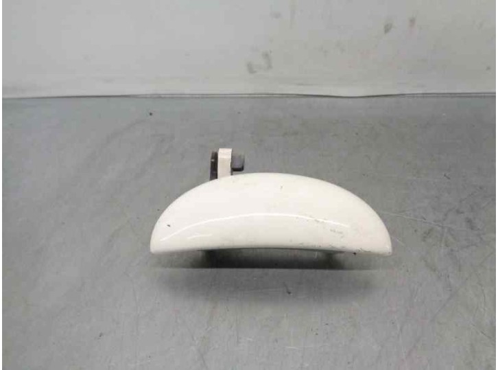 Recambio de maneta exterior delantera derecha para toyota aygo (kgb/wnb) 1.0 cat referencia OEM IAM 692100H901 