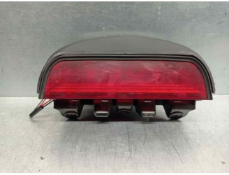 Recambio de luz central de freno para ssangyong actyon 2.0 td cat referencia OEM IAM 8380031004  