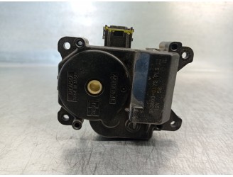 Recambio de motor calefaccion para toyota land cruiser (j15) 2.8 turbodiesel cat referencia OEM IAM 0638000172  