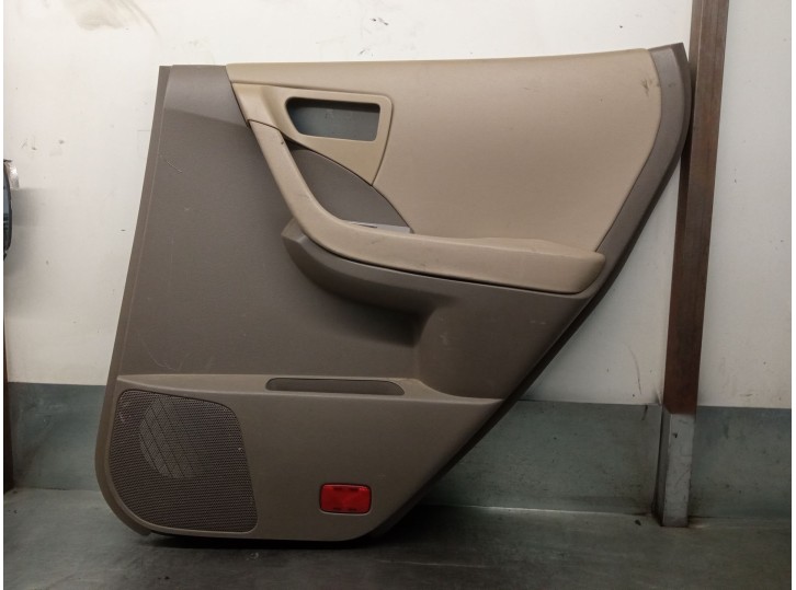 Recambio de guarnecido puerta trasera derecha para nissan murano i (z50) 3.5 4x4 referencia OEM IAM 82900CB401 82900CB401 