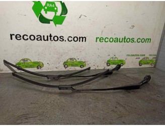 Recambio de brazo limpia delantero derecho para ford focus lim. 1.0 ecoboost cat referencia OEM IAM BM5117526AC 