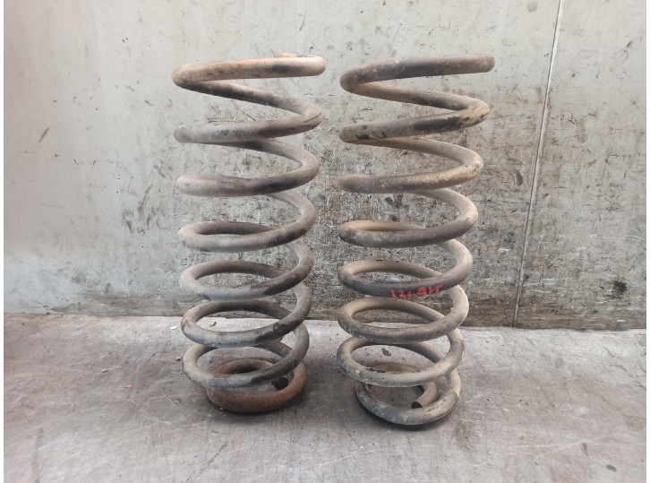 Recambio de muelle amortiguacion para jeep gr.cherokee (zj)/(z) 2.5 turbodiesel referencia OEM IAM 52088104  