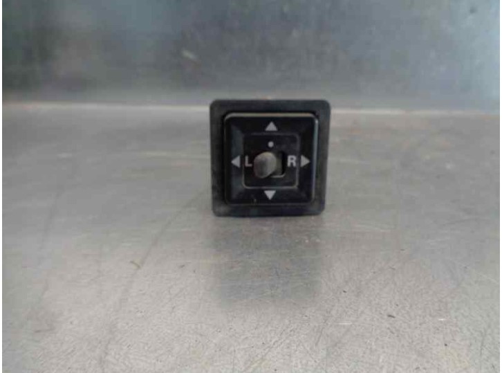 Recambio de mando retrovisor para mitsubishi montero (v20/v40) 2.5 turbodiesel referencia OEM IAM MB561810  