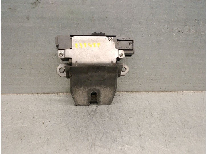 Replacement boot / tailgate lock for Jaguar X-Type 2.0 diesel cat OEM IAM reference 01043429006 C2S39516 FOMOCO
