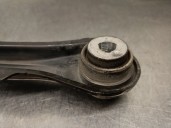 Recambio de brazo suspension superior trasero izquierdo para jeep compass (mp, m6, mv, m7) 1.4 multiair referencia OEM IAM 68284